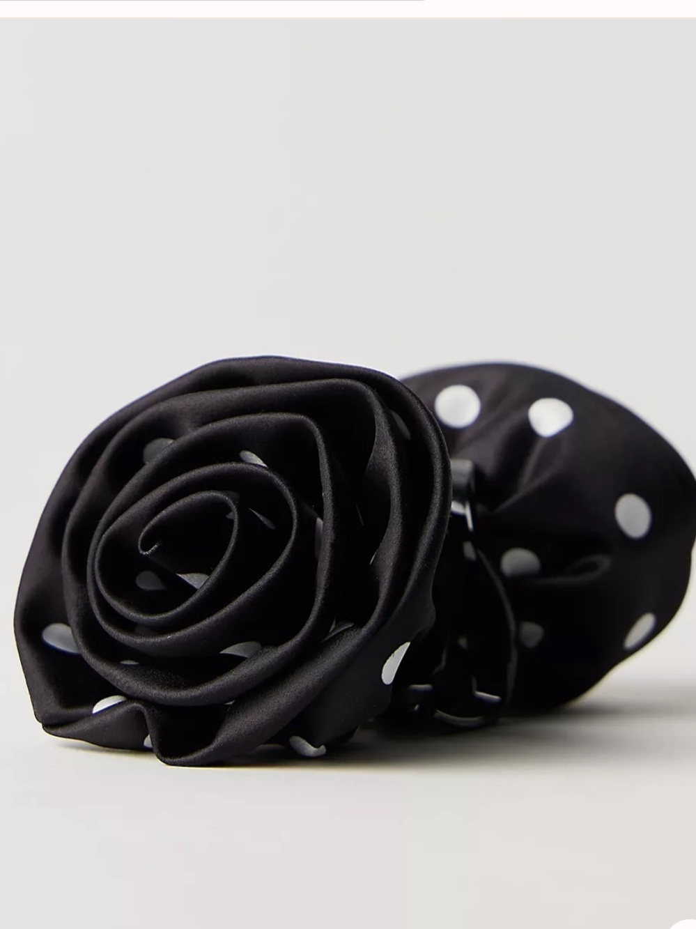 NWT free people Grand Gesture Floral Clip